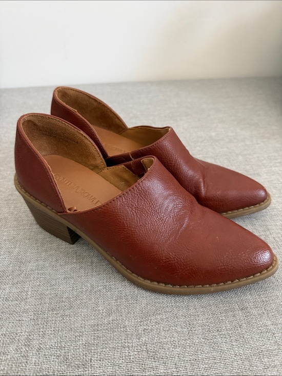 Cynthia Rowley Shoes - Cynthia Rowley Eddie Women's Pointed Leather Slip-On Mules in Cognac